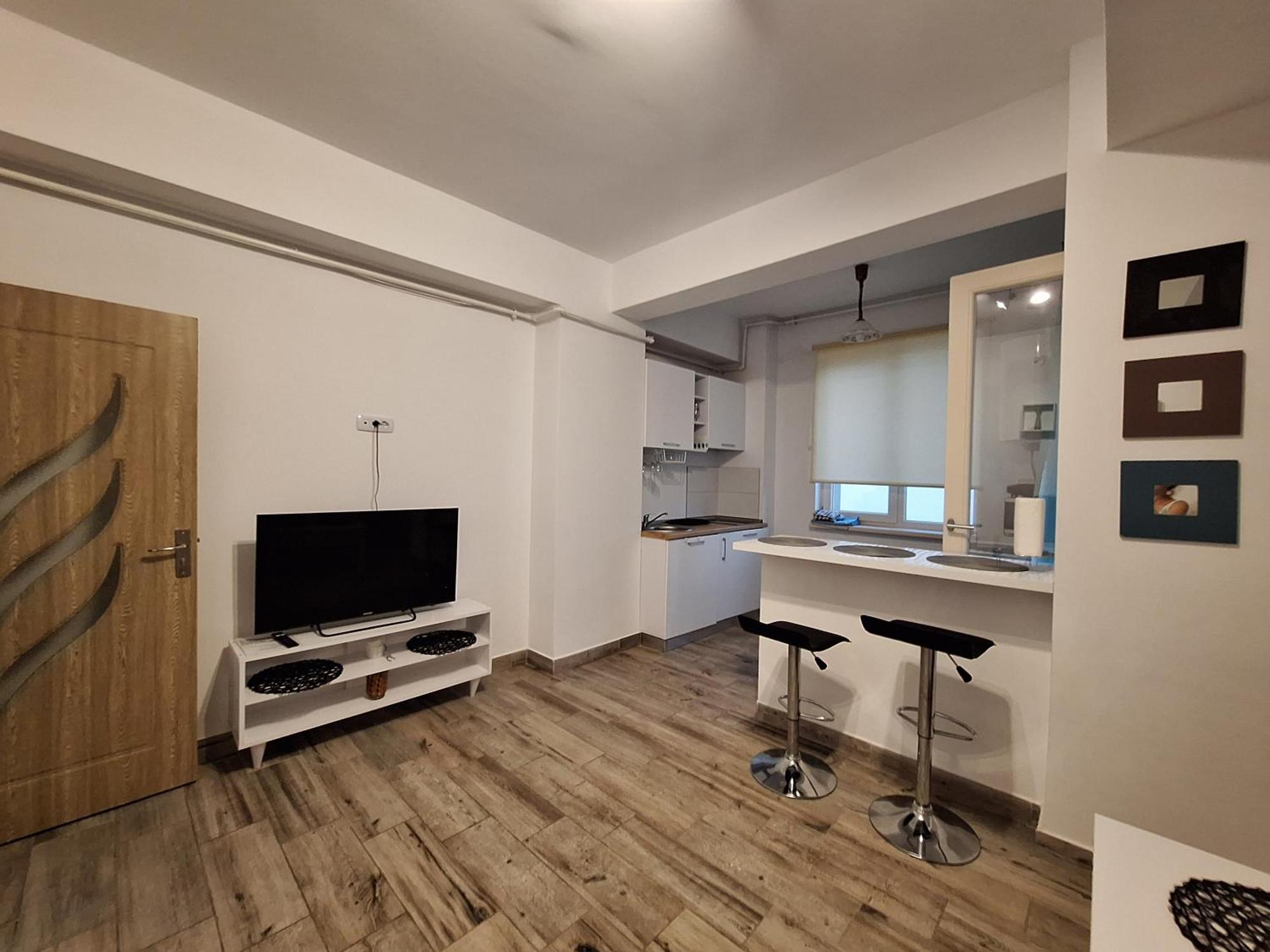 Moni Apartment นาโวดาริ ภายนอก รูปภาพ