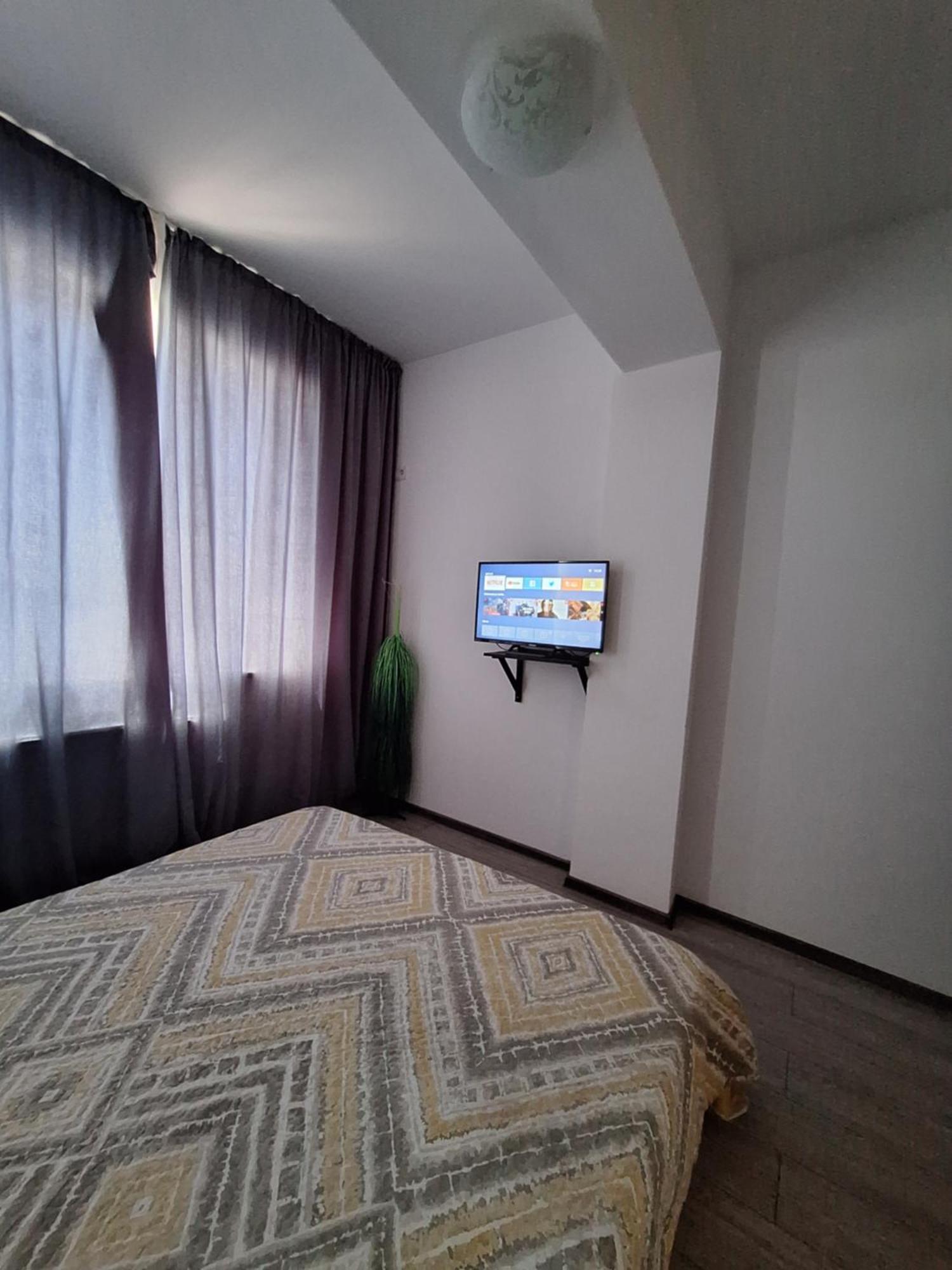 Moni Apartment นาโวดาริ ภายนอก รูปภาพ